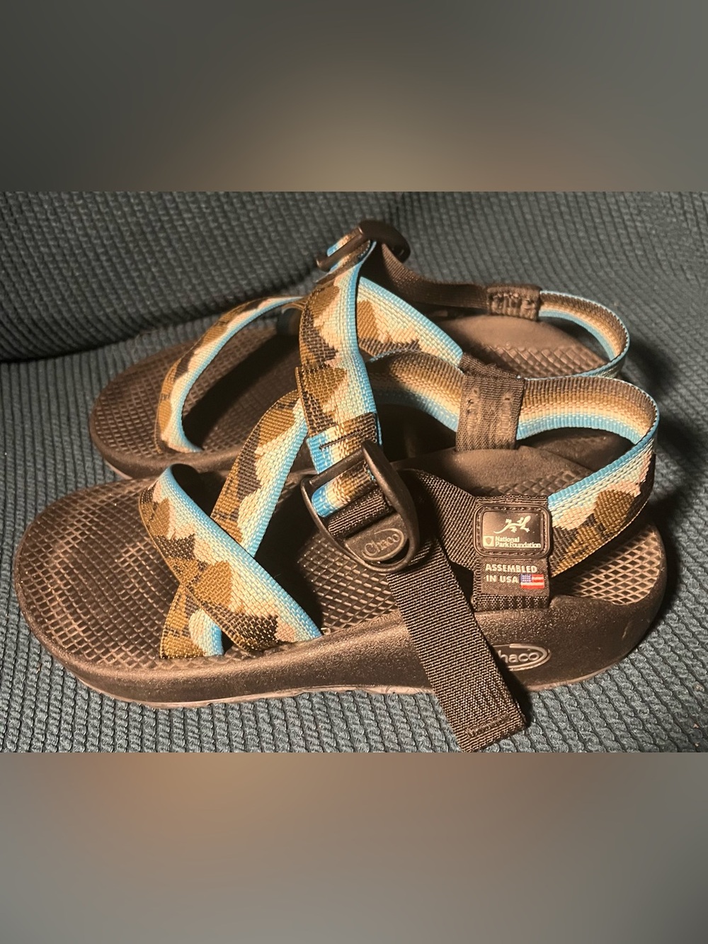 Women’s Chaco Sandals-National Parks Edition With Mountain Graphics Size M8 - Picture 3 of 10